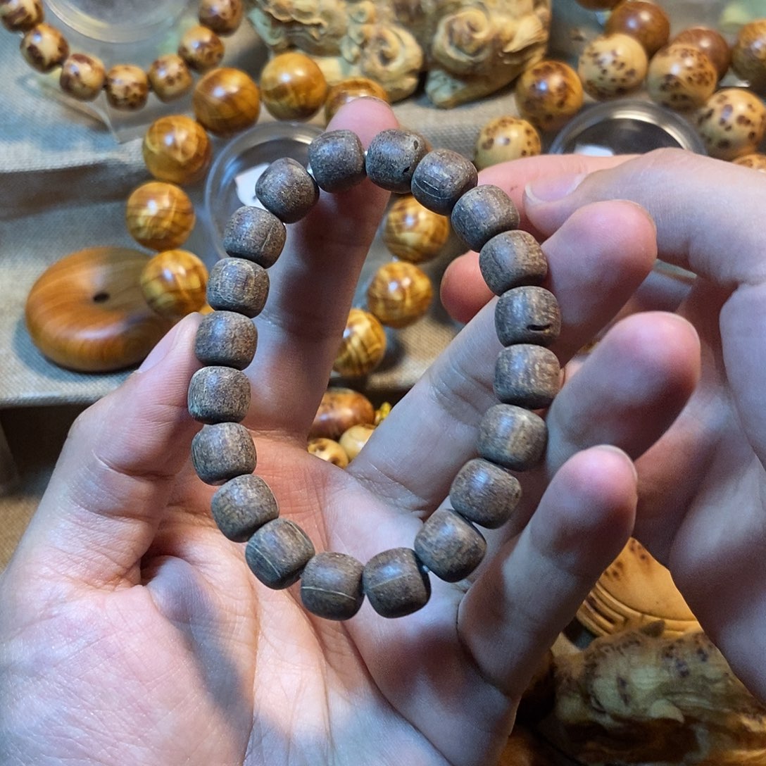 贡木瑕疵虫漏贡木老型10x11粗抛