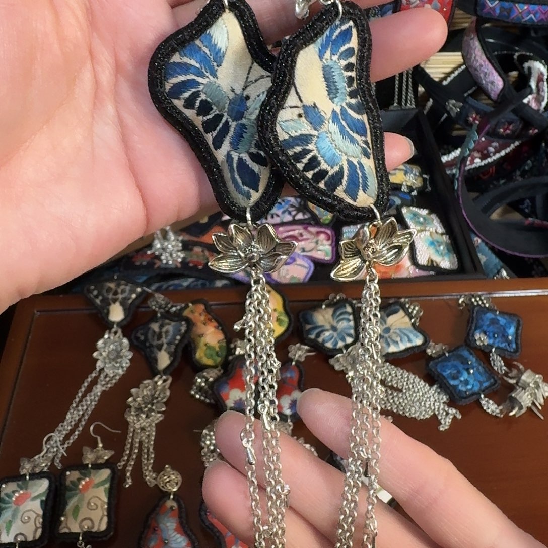 月***贝织绣民族风刺绣耳环