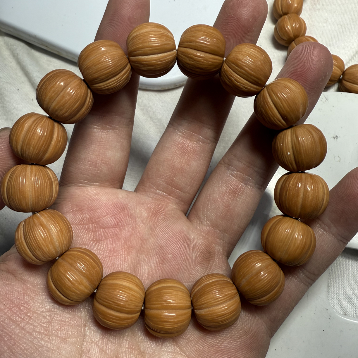 全品精工雕刻猴头拉丝南瓜核桃文玩手串可盘玩