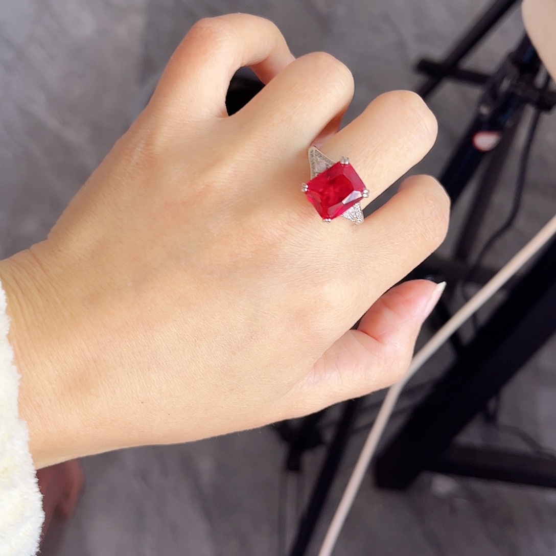 银S925镶嵌戒指红宝石