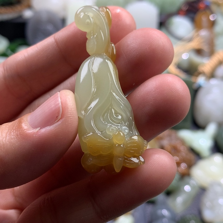 和田玉颈饰未镶嵌