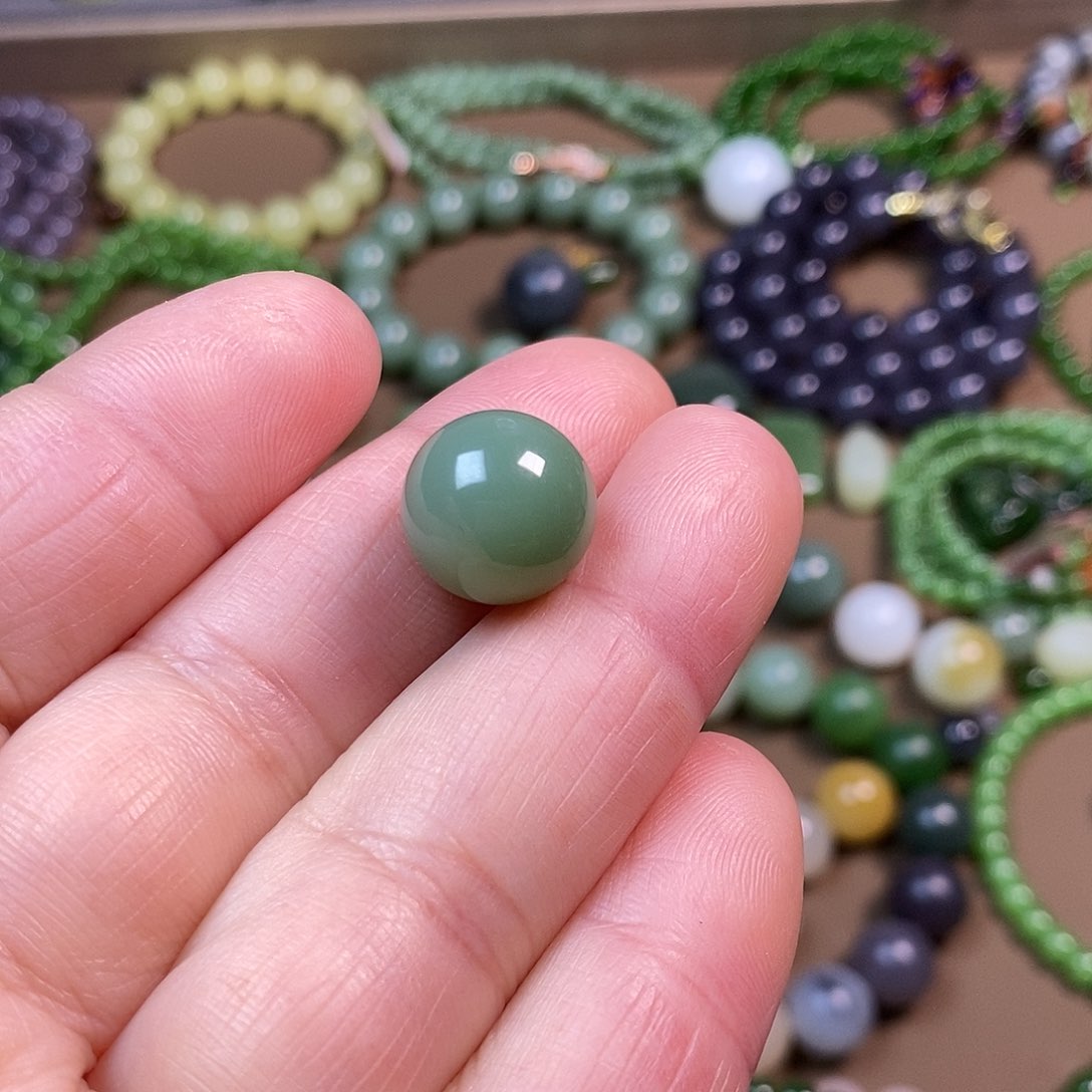 和田玉14mm珠子未镶嵌