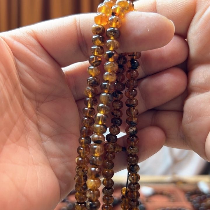 琥珀裸石未镶嵌抚顺3-22