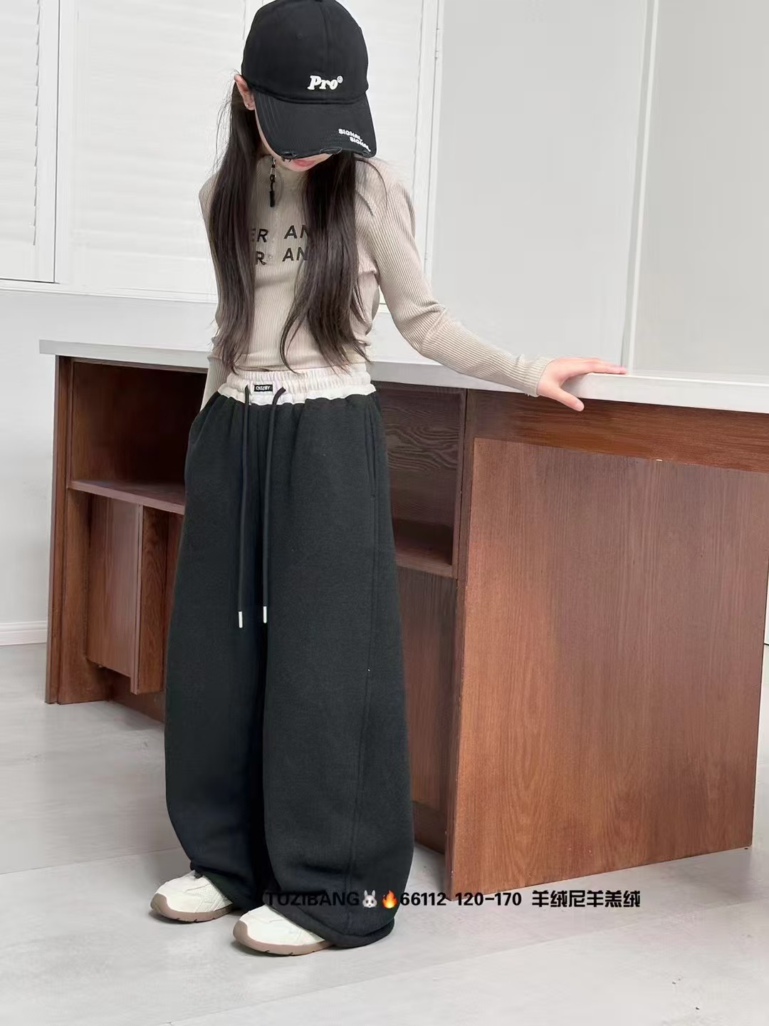 儿童衣服秋冬款中大童童装时尚百搭休闲羊羔绒一体针织裤66112