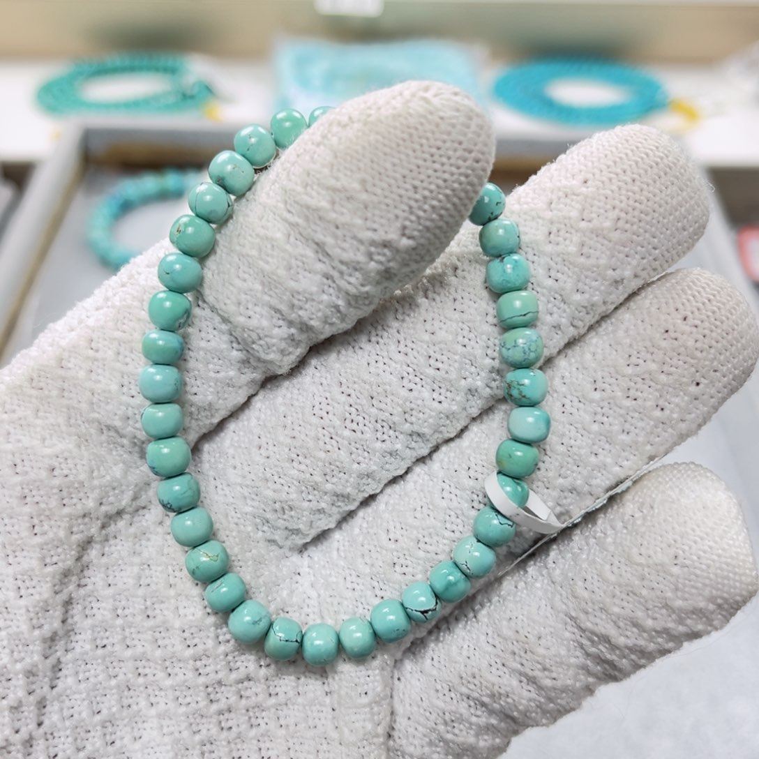 绿松石绿松石未镶嵌