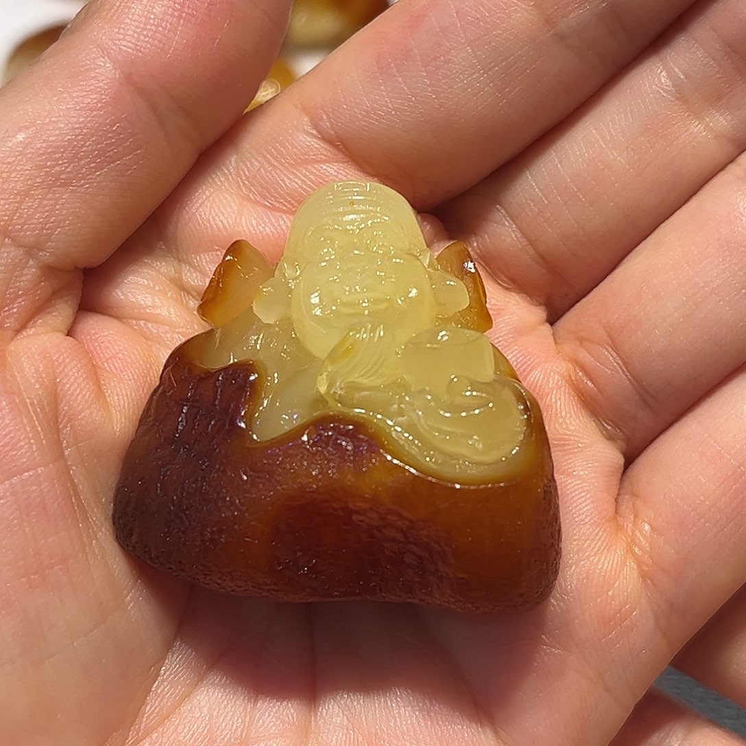 未镶嵌颈饰琥珀蜜蜡财神爷