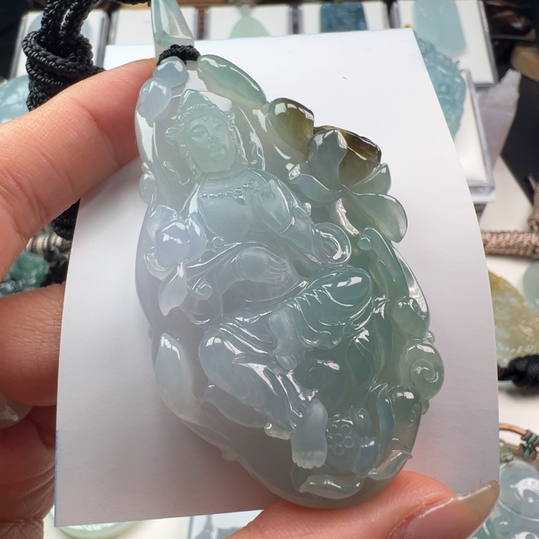 翡翠颈饰未镶嵌缅甸翡翠