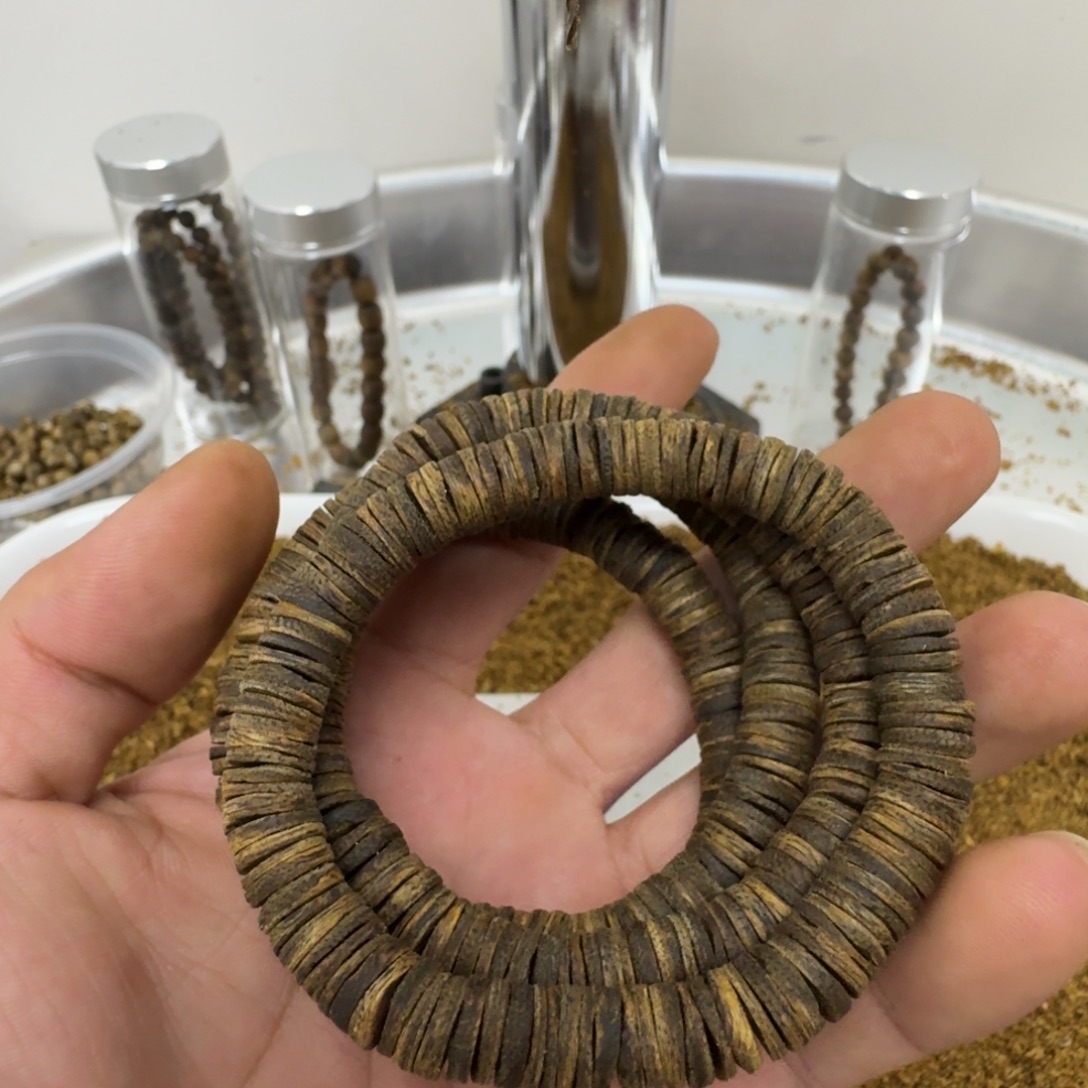 沉香碎屑沉香奇楠沉香99沉卡8规格片片珠8克