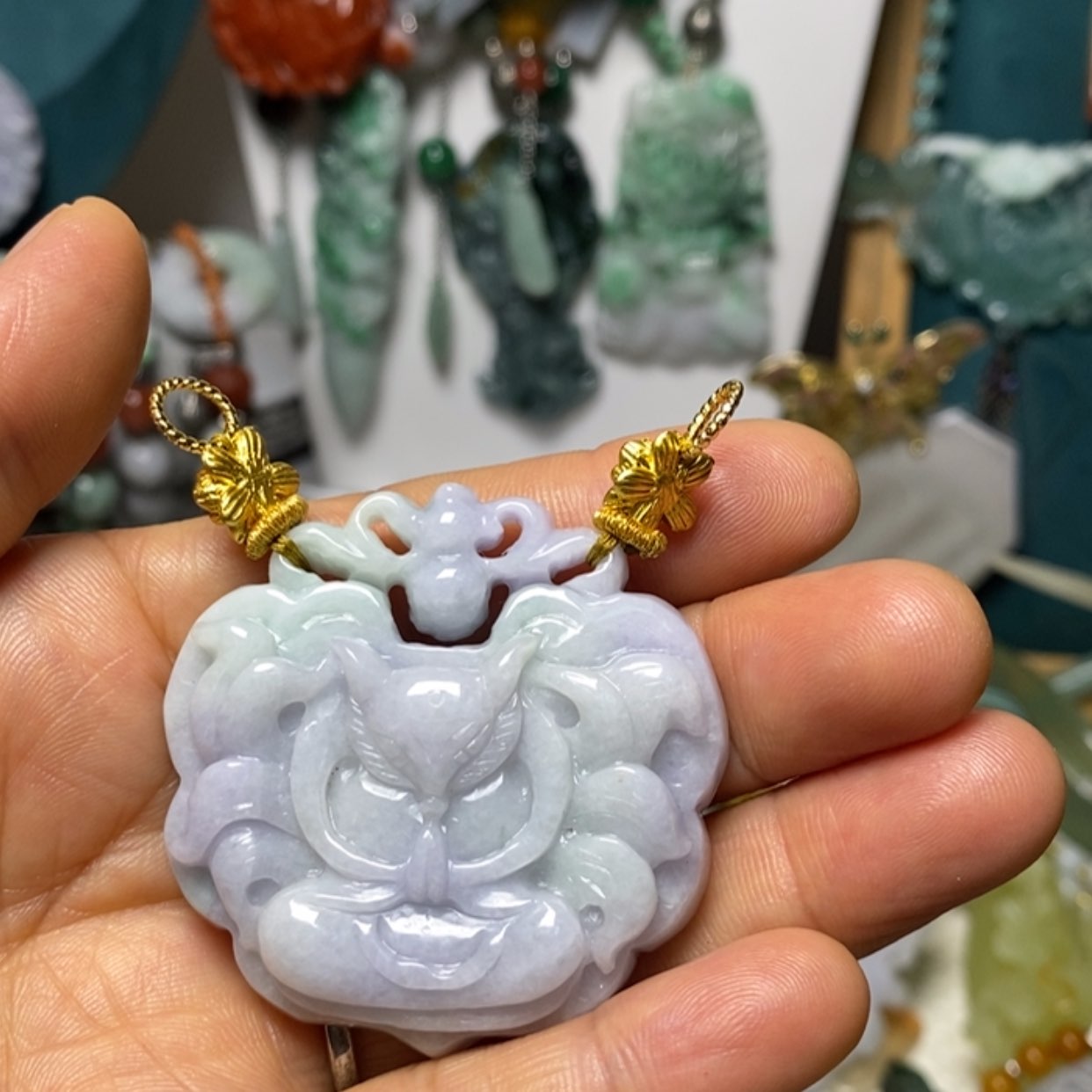 【闪购商品】翡翠吊坠(赠链)未镶嵌
