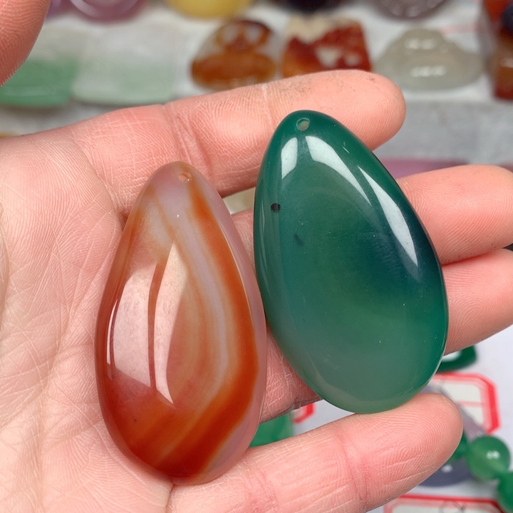 玛瑙/玉髓颈饰未镶嵌红**客