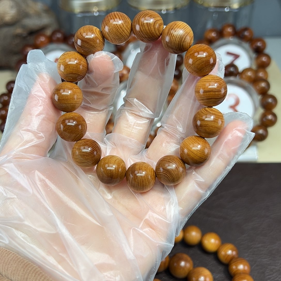 柏木（崖柏）1.5高红油果甜香