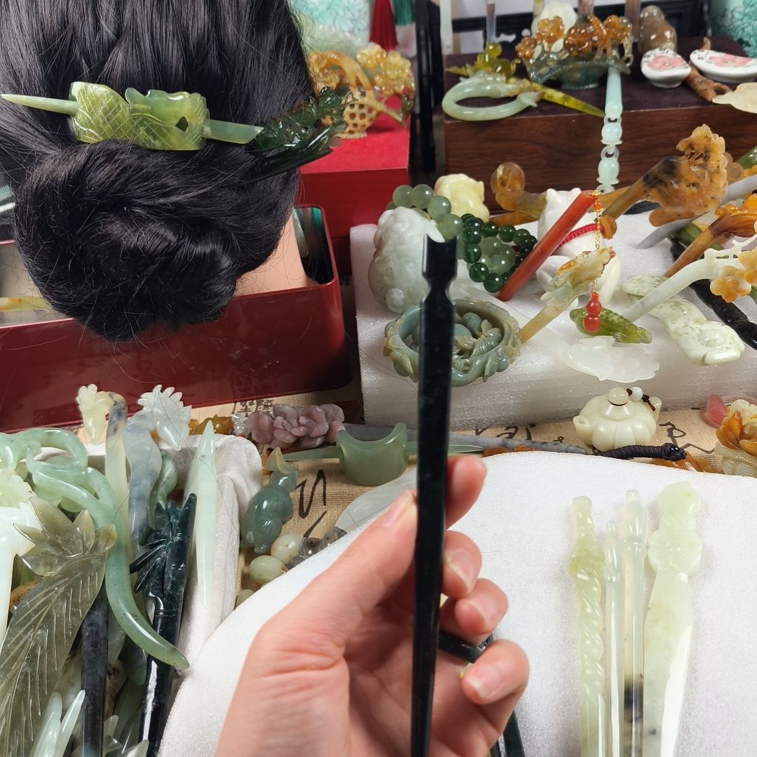 蛇纹石玉发饰合金