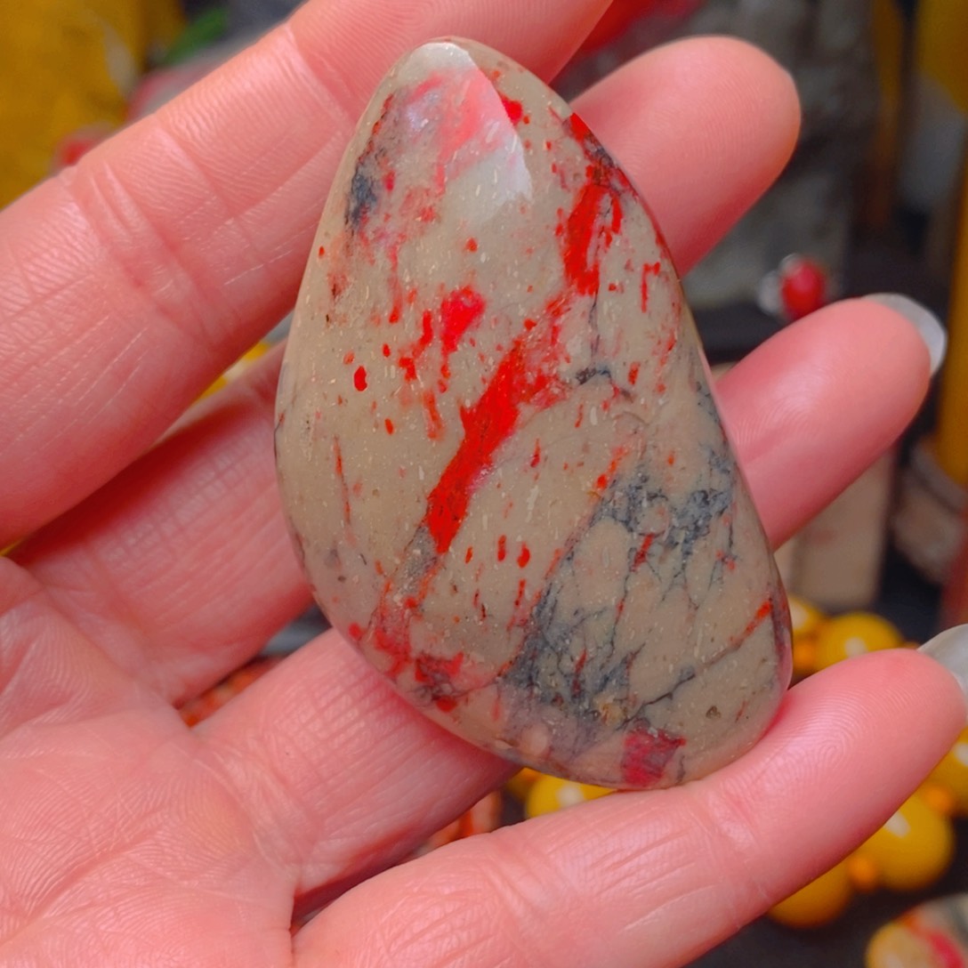 昌化鸡血石昌化鸡血石手把件