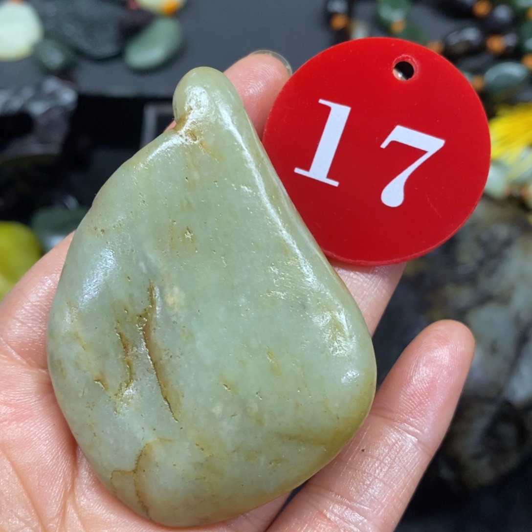 未镶嵌和田玉挂件