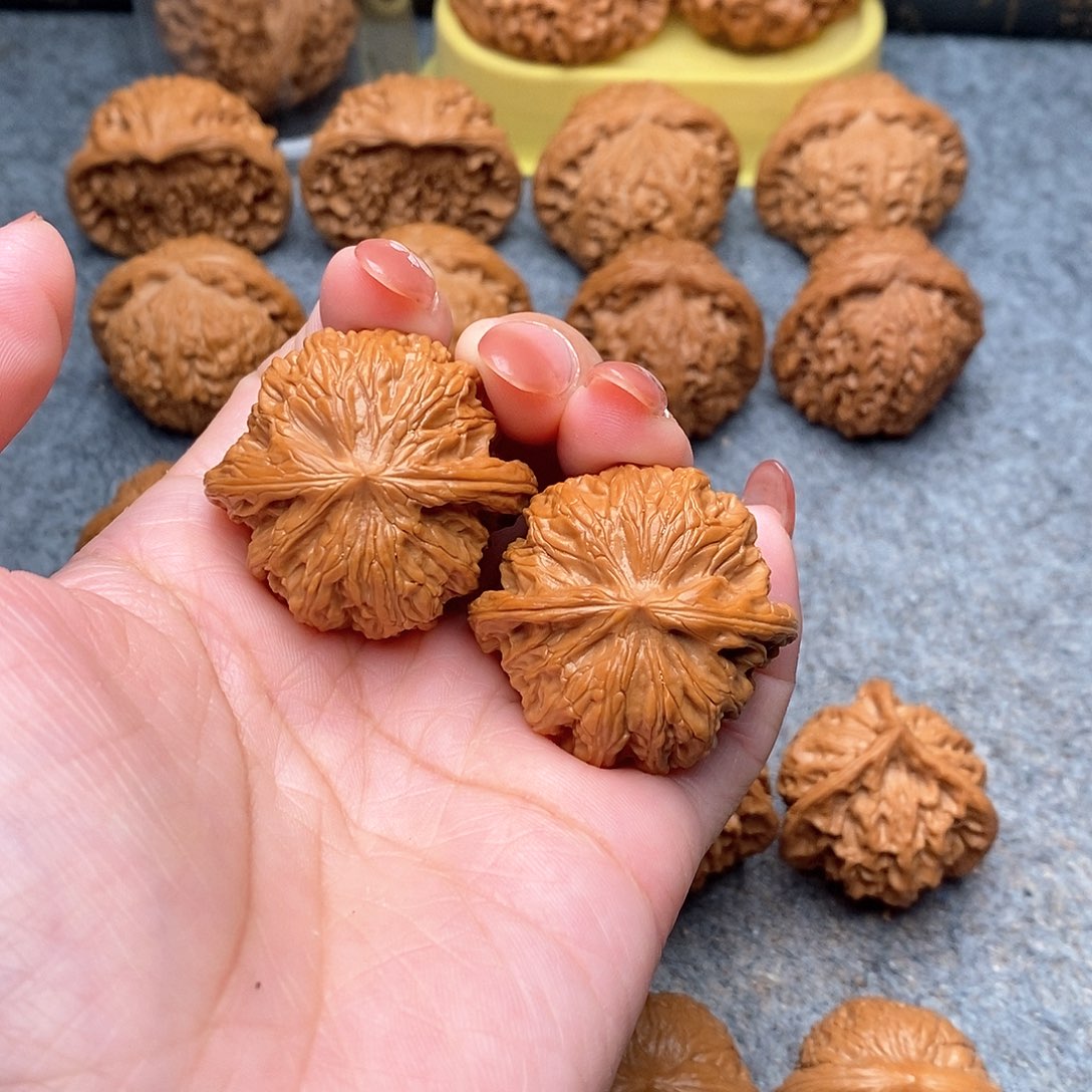 文玩核桃把件记**习精品磨盘狮子头38