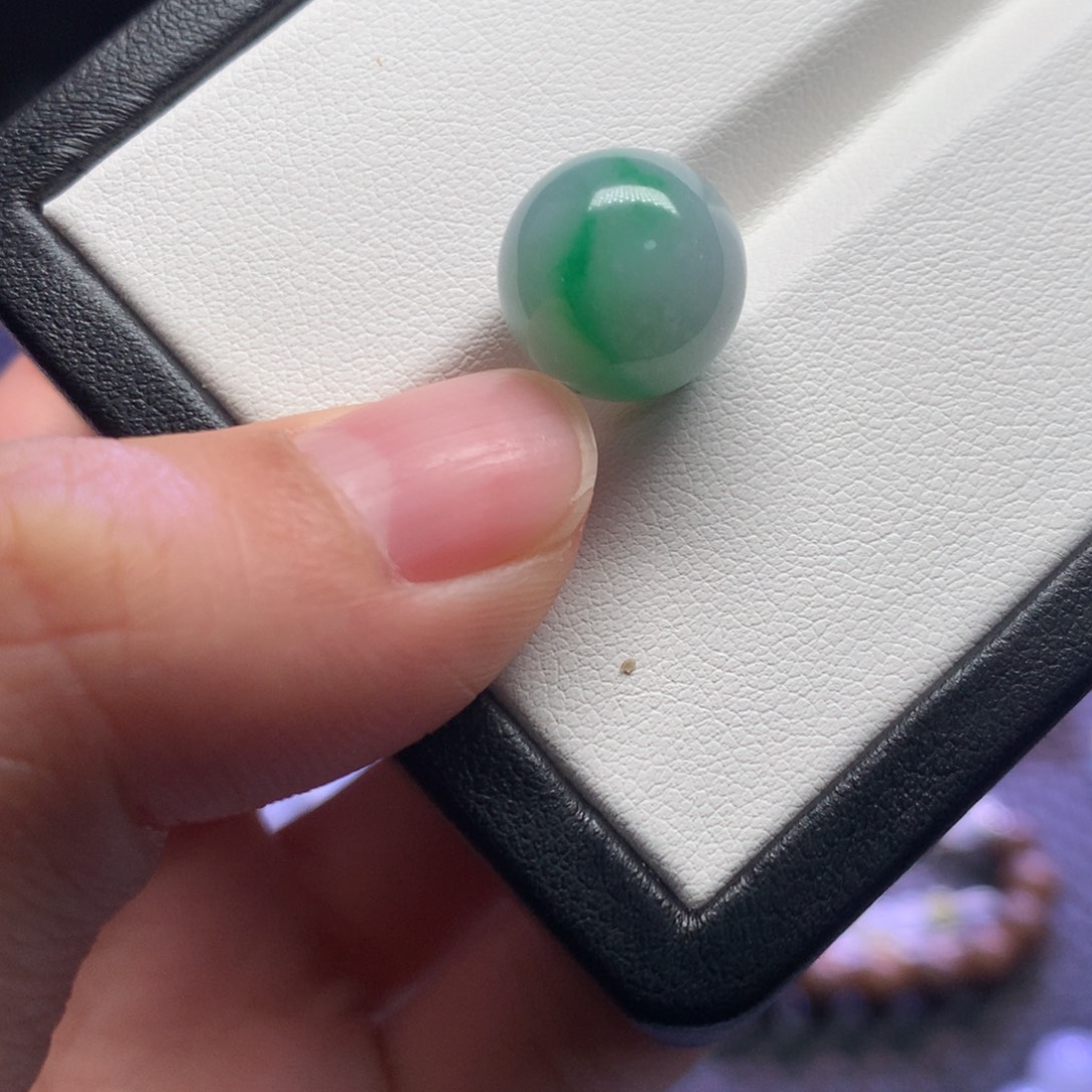 翡翠未镶嵌手串12.93mm