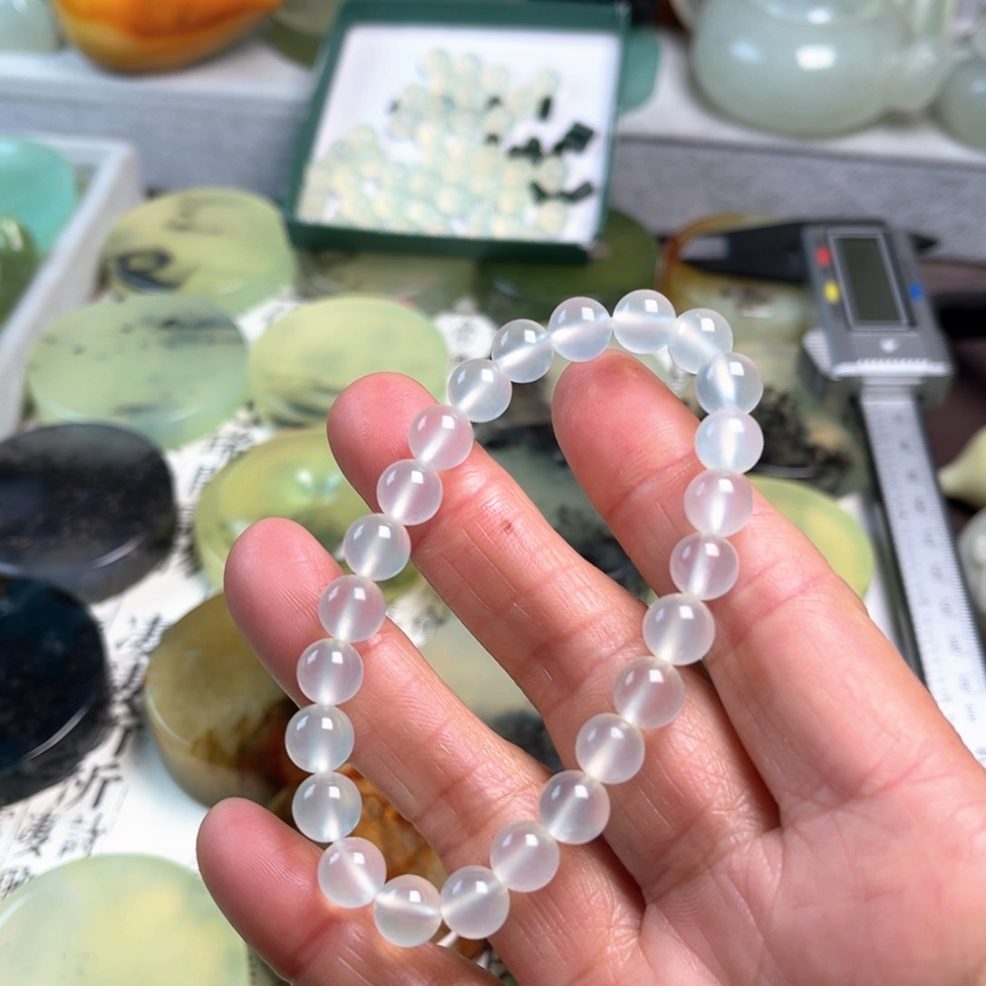 蛇纹石玉未镶嵌原石