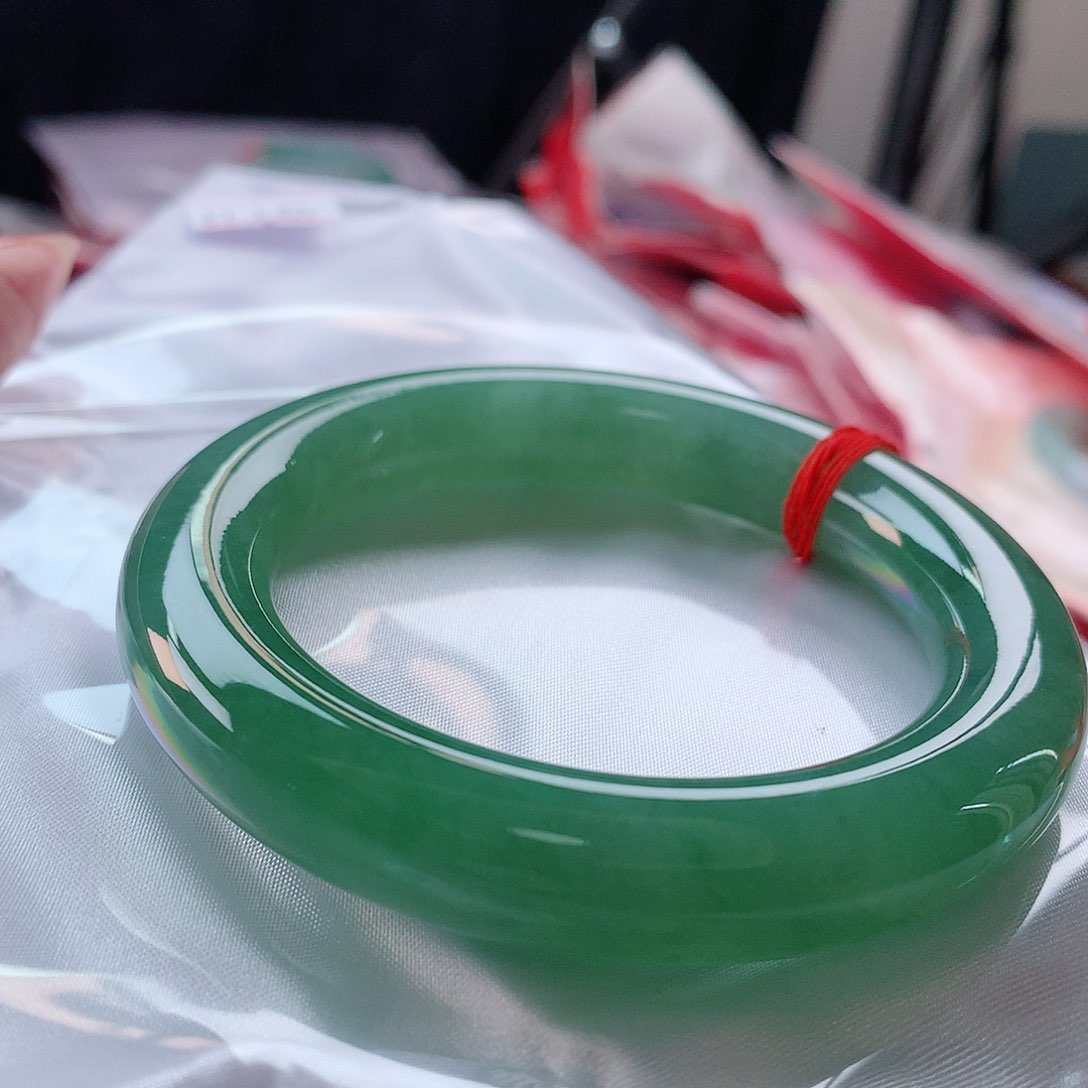 【闪购商品】未镶嵌手镯翡翠57