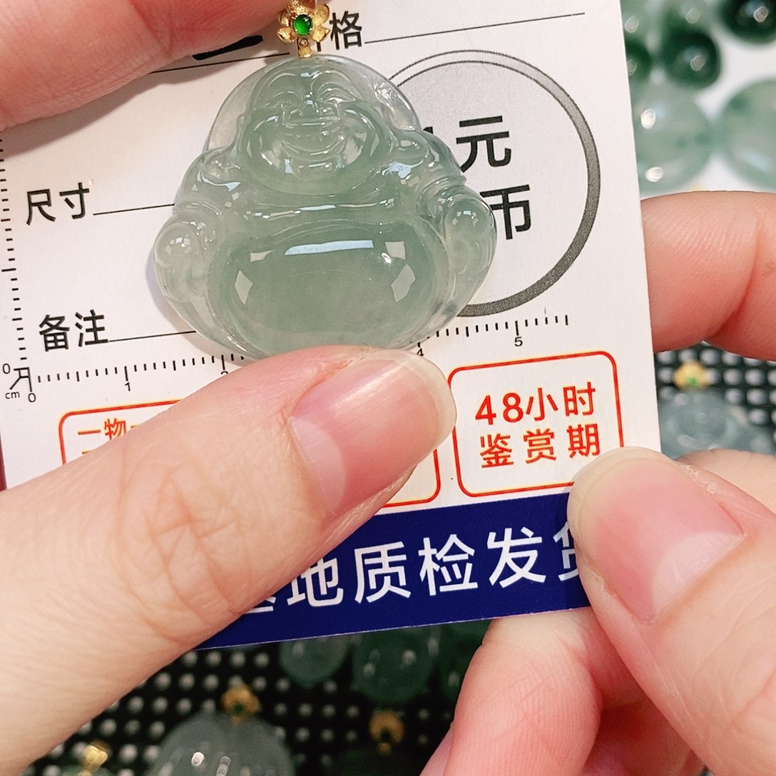 翡翠颈饰18K金镶嵌吊坠