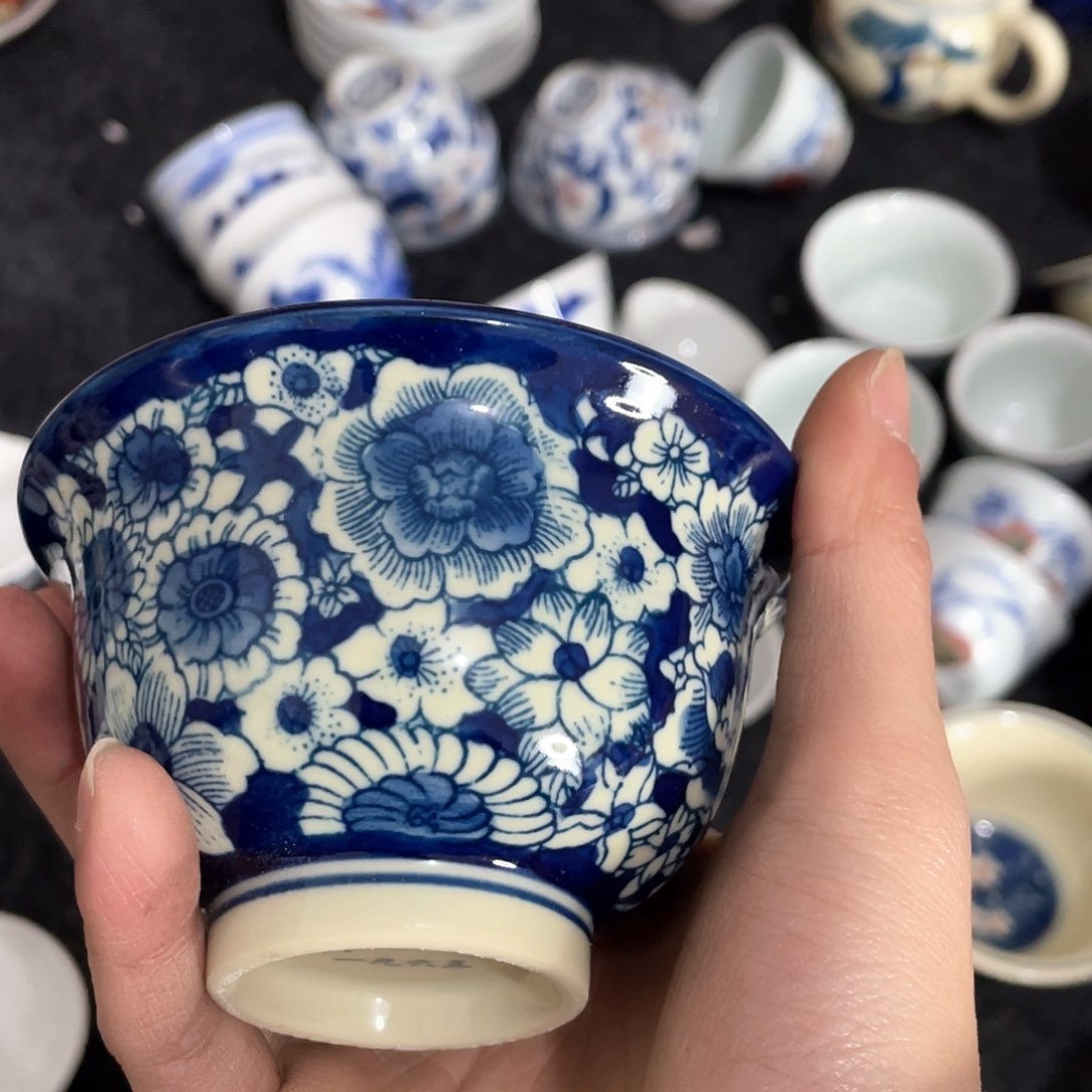 瓷片今天爱吃大米饭