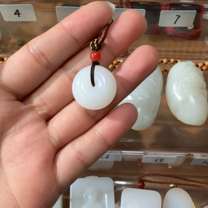 和田玉颈饰未镶嵌新疆和田玉羊脂白玉平安扣（活动价）