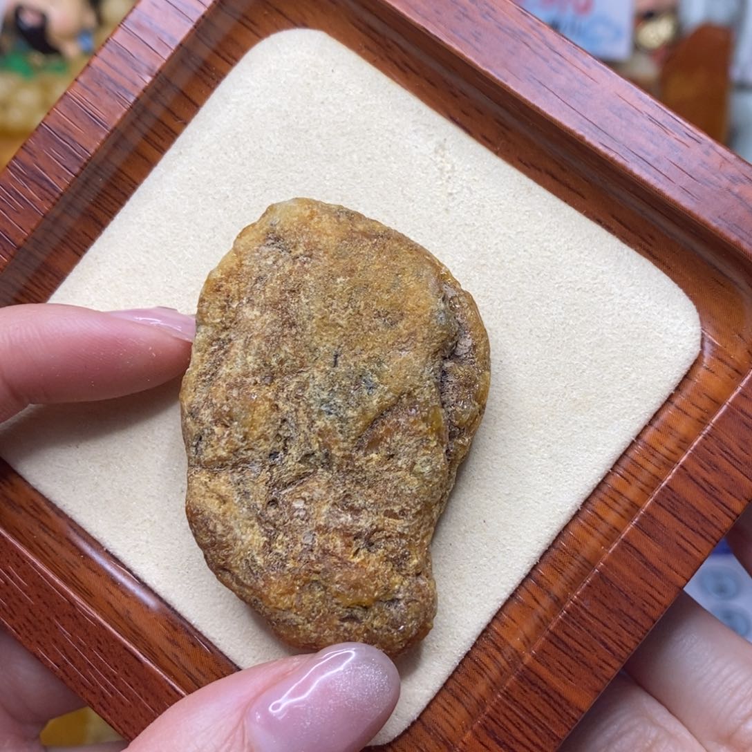 定制琥珀未镶嵌陈