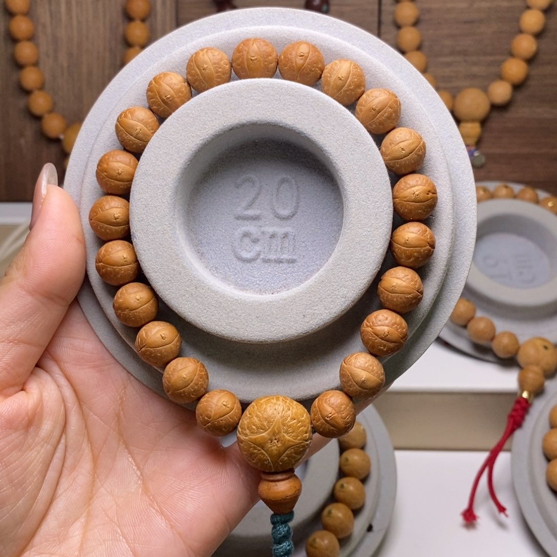 3***7凤眼菩提吊坠11素串