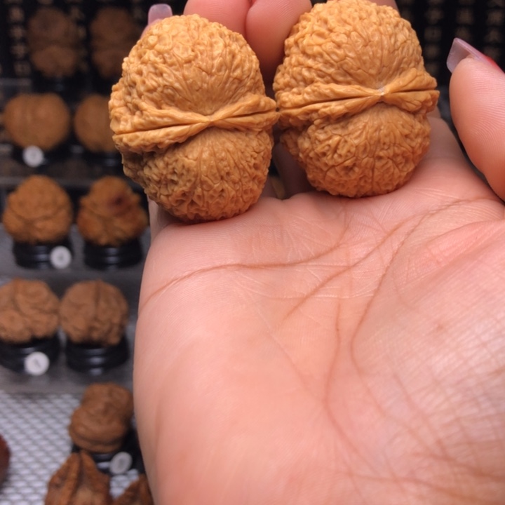 橄榄核吊坠"****"150麒麟元宝