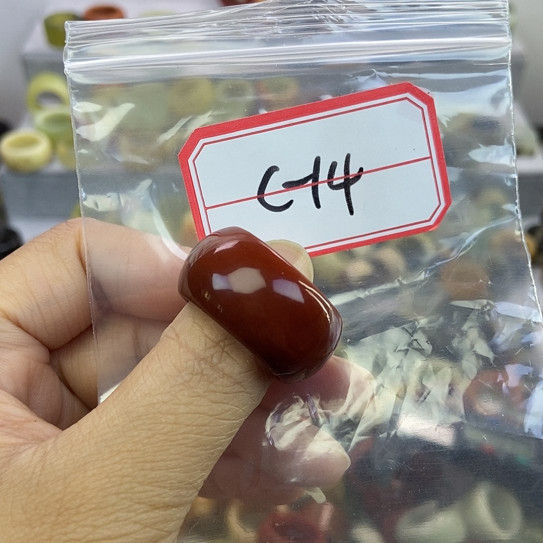 小***刀蛇纹石玉未镶嵌戒指