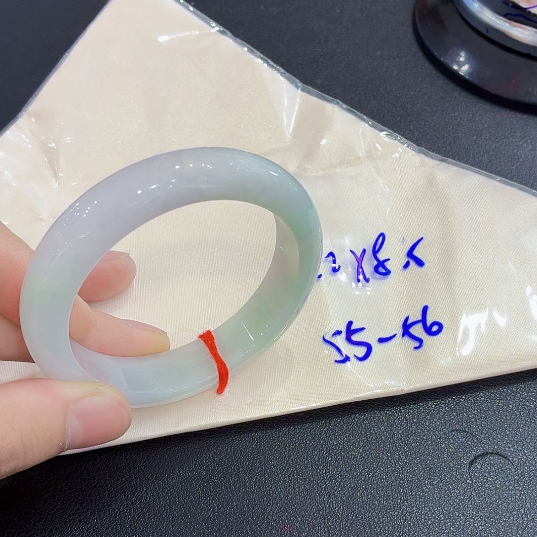 未镶嵌手镯翡翠翡翠手镯