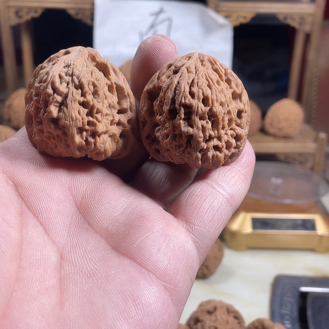 桃核吊坠音***夹文玩核桃南将石