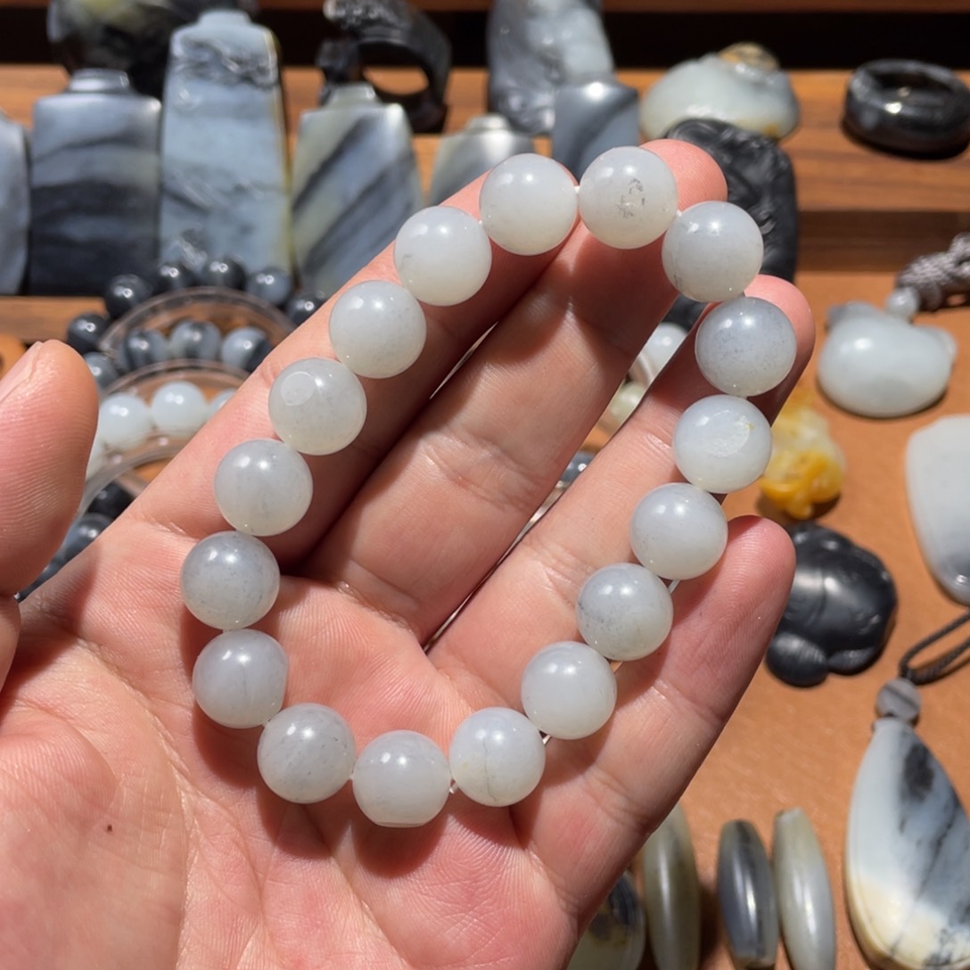 和田玉手串未镶嵌