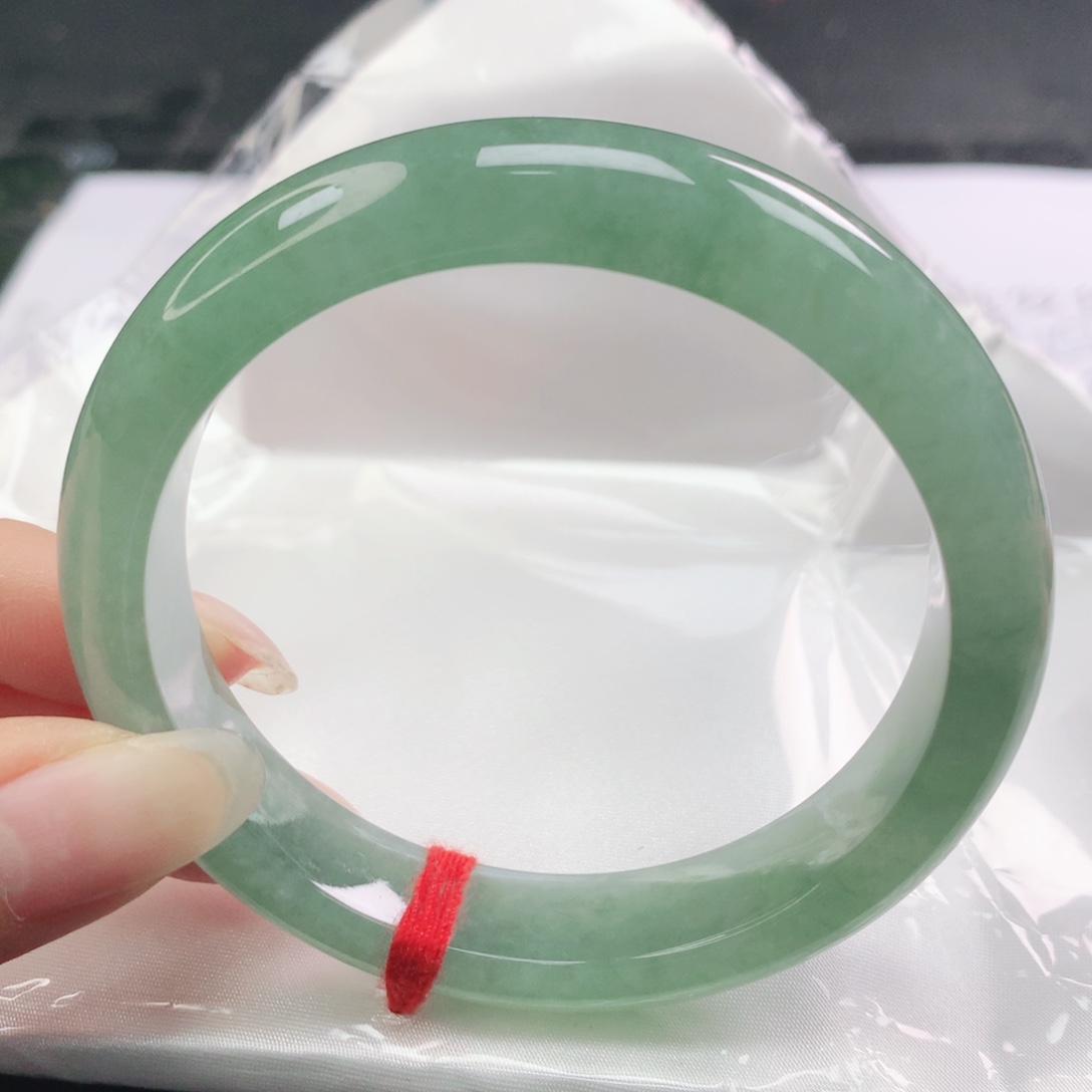 翡翠未镶嵌手镯翡翠58.0冰润满色蓝绿正圈