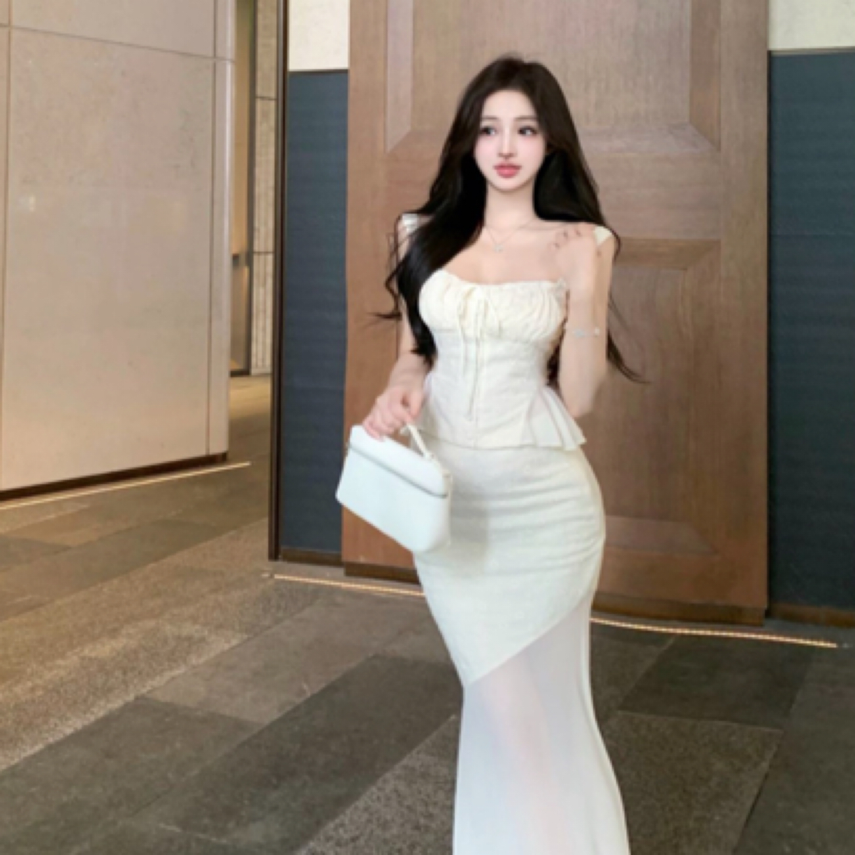 花边拼接吊带背心包臀半身裙套装68213