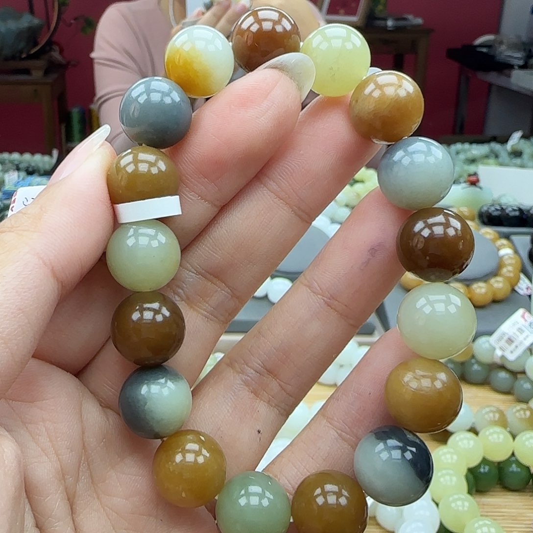 未镶嵌和田玉手链