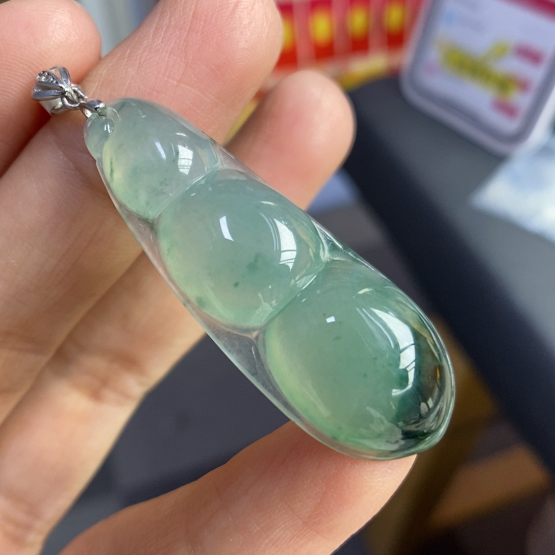 【闪购商品】颈饰银S925镶嵌翡翠90