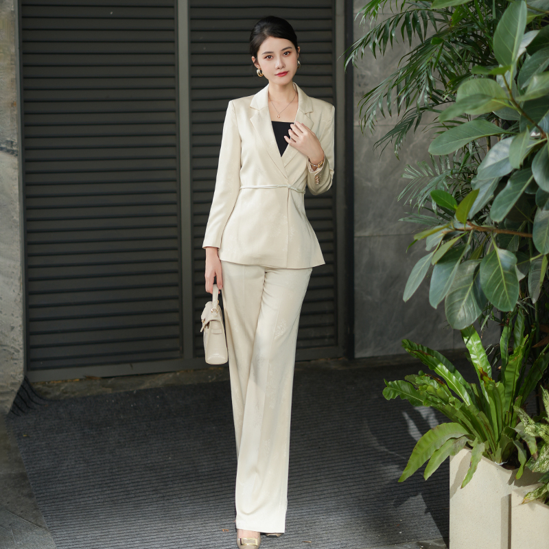 高端西装套装女2025新款秋冬季高级感职业正装休闲气质西服两件套