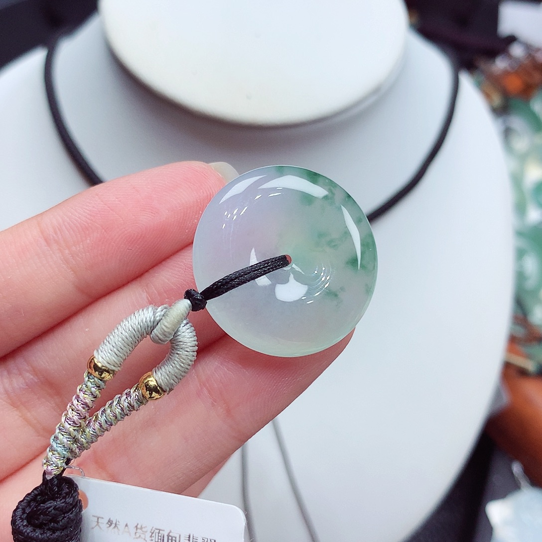 翡翠未镶嵌颈饰翡翠42，24.1/5.8