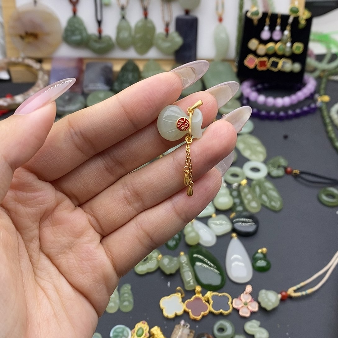 和田玉吊坠(不含链)银S925镶嵌