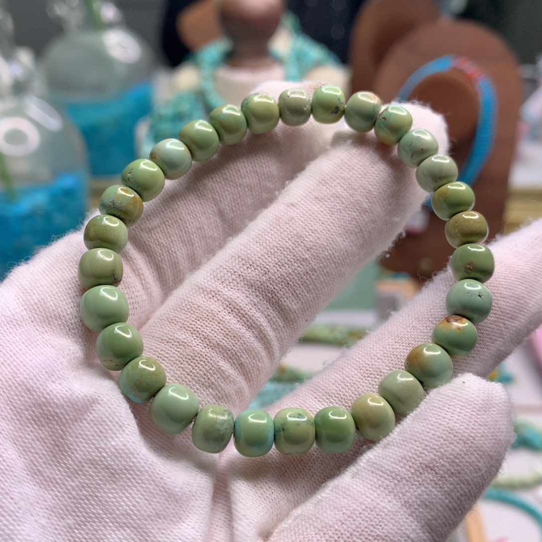 绿松石未镶嵌饰品