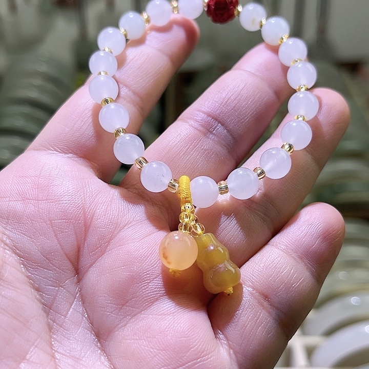 未镶嵌手链石英岩玉