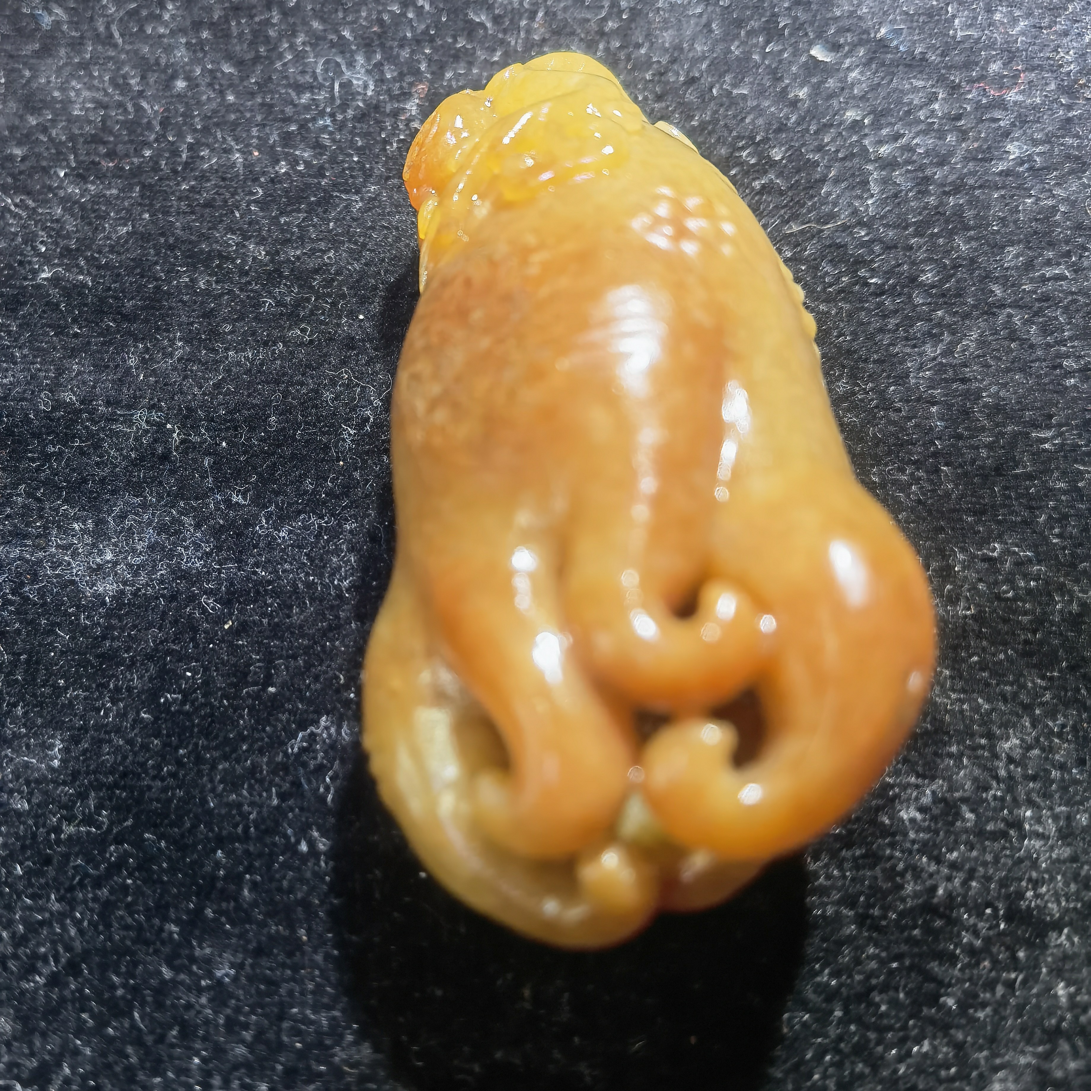 和田玉，黄沁佛手瓜