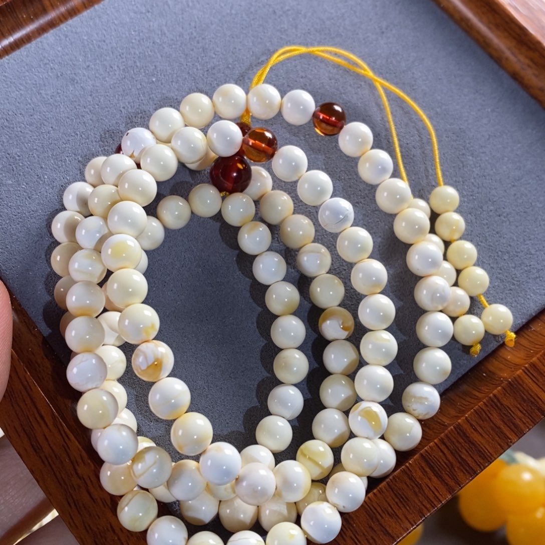 琥珀裸石未镶嵌6mm俄料白腊108