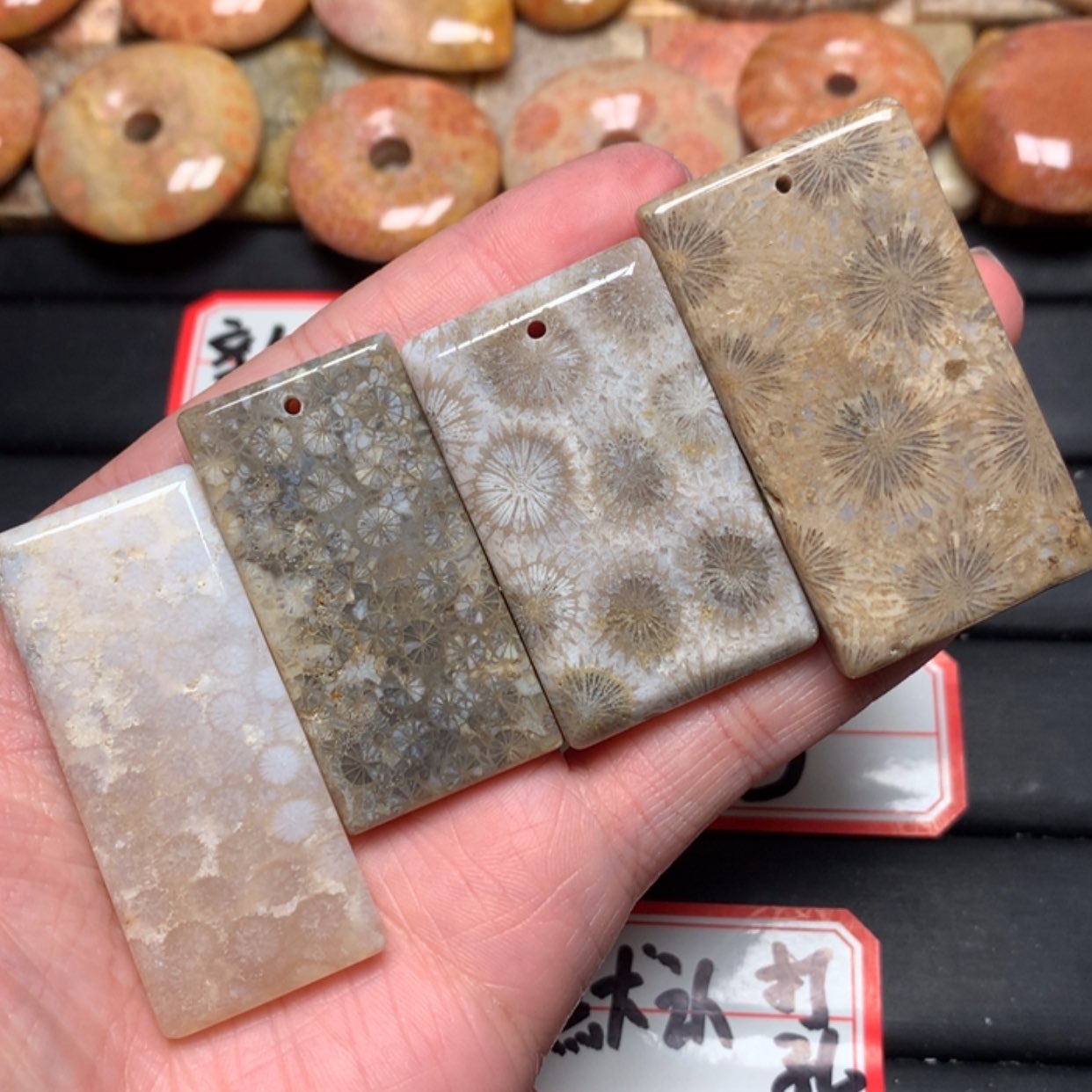 【闪购商品】硅化玉颈饰未镶嵌t**n