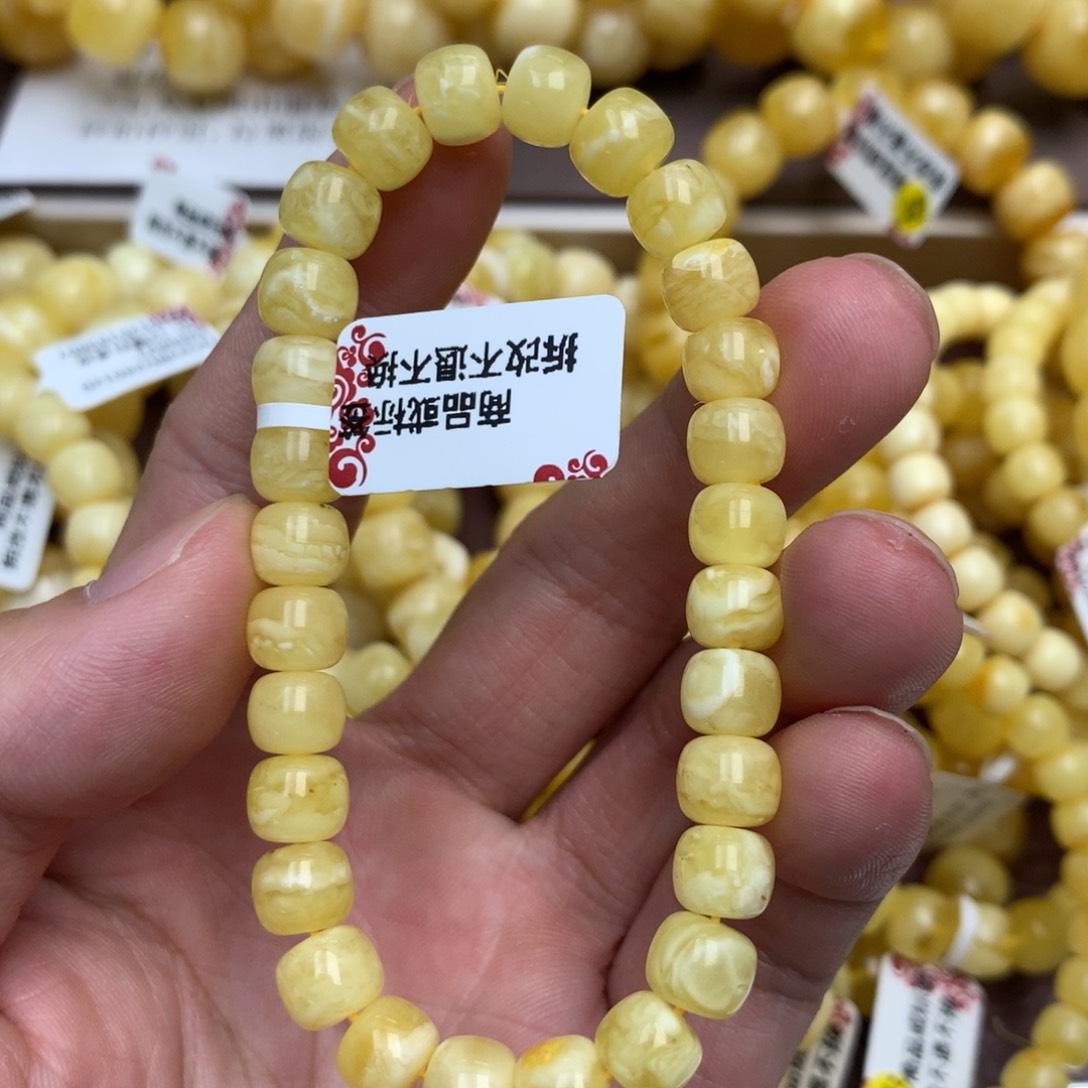 琥珀未镶嵌珠宝奇石3