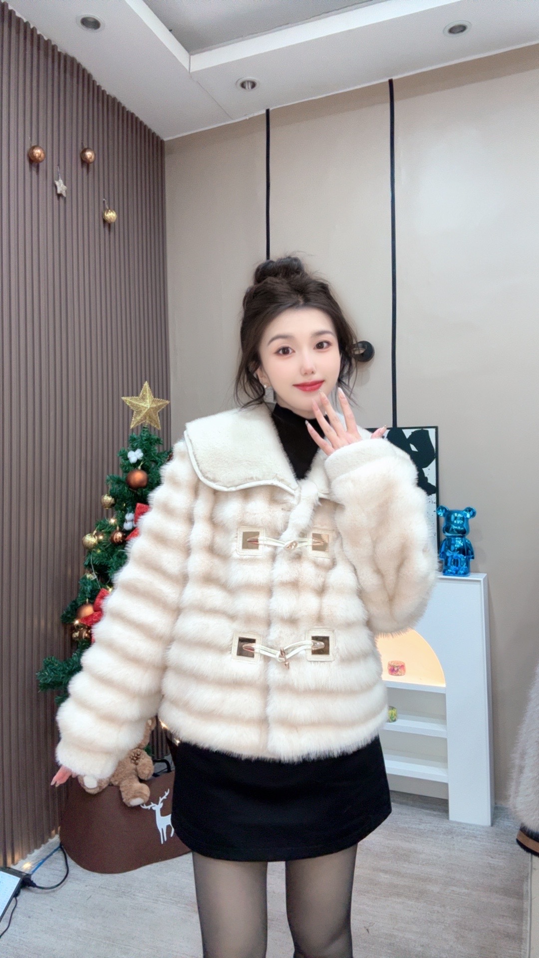 【YY】“新年龙猫”大翻领韩版短裤款毛毛轻奢外套气质女士时尚冬季