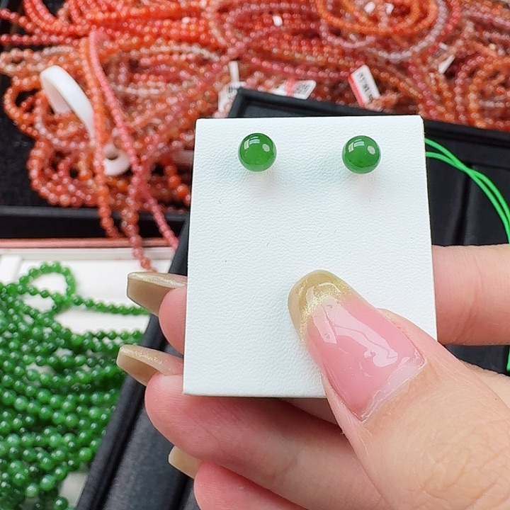 和田玉（碧玉）单珠耳钉银S925镶嵌