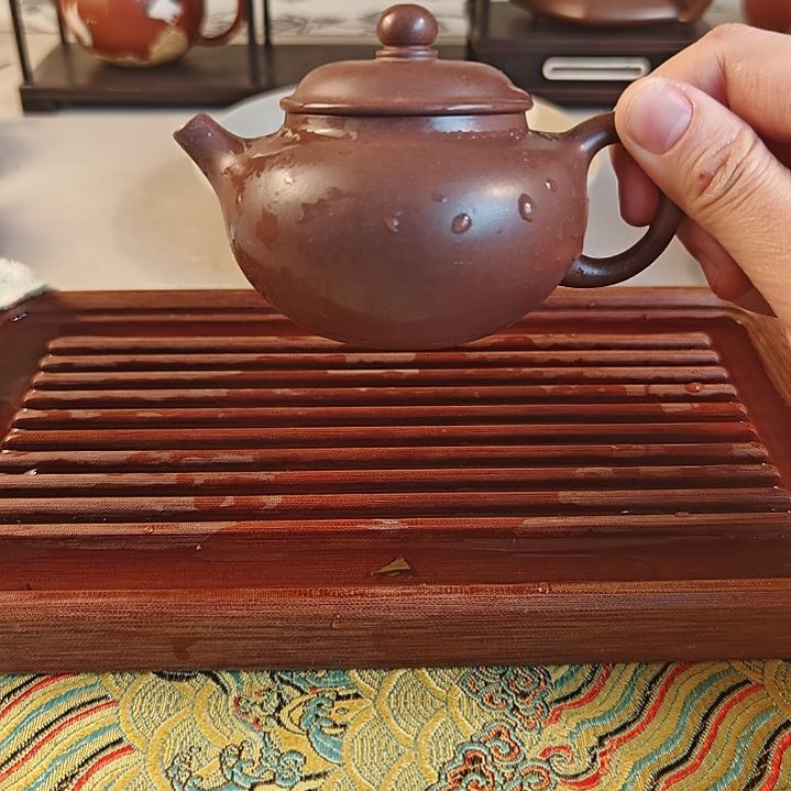 紫砂茶壶紫泥光素圆鼓