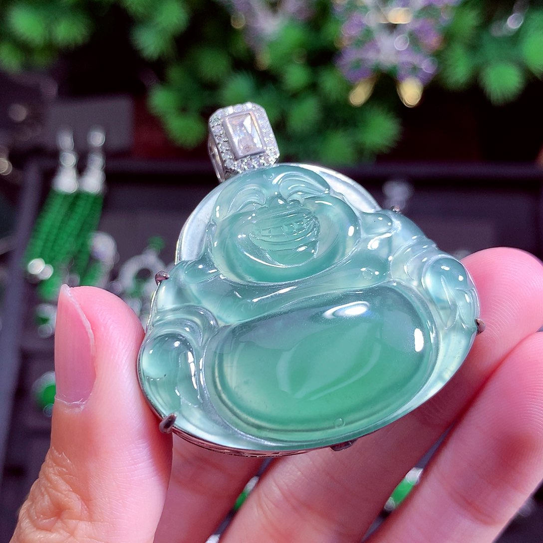 颈饰未镶嵌翡翠天然