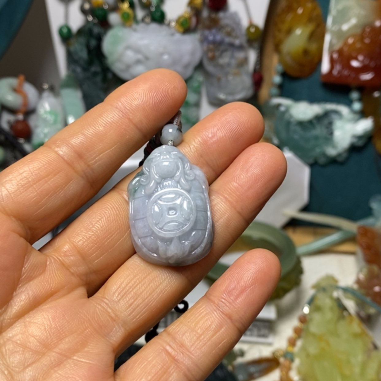 【闪购商品】翡翠吊坠(赠链)未镶嵌